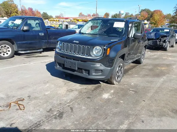 ZACCJBAB4HPF10685 2017 JEEP RENEGADE - Image 2