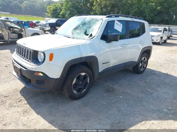 ZACCJBAB4HPG48646 2017 JEEP RENEGADE - Image 2