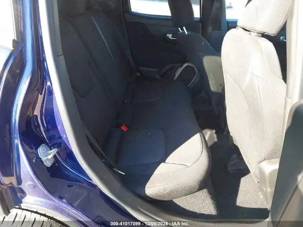 ZACCJBAB4HPG49795 2017 JEEP RENEGADE - Image 8