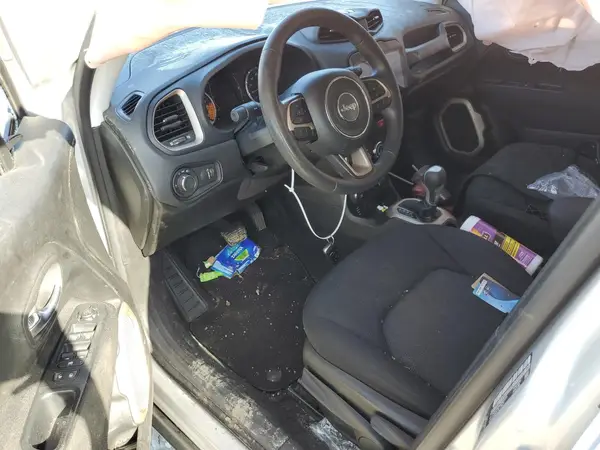 ZACCJBAB4HPG51370 2017 JEEP RENEGADE - Image 8
