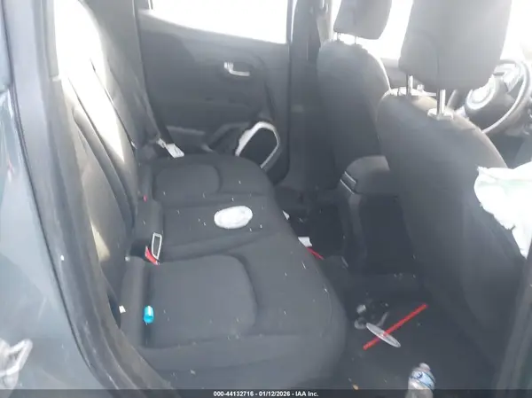 ZACCJBAB4JPH00427 2018 JEEP RENEGADE - Image 8