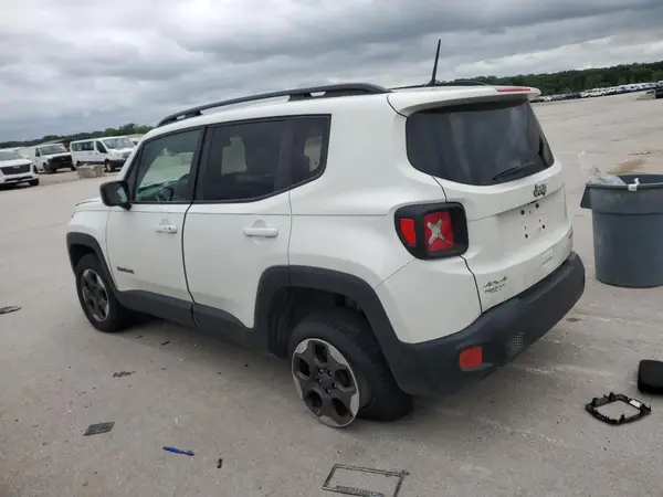 ZACCJBAB4JPH28826 2018 JEEP RENEGADE - Image 2