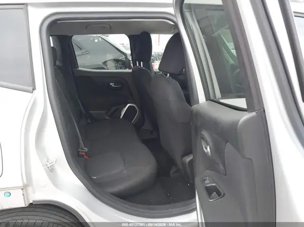ZACCJBAB4JPH29846 2018 JEEP RENEGADE - Image 8