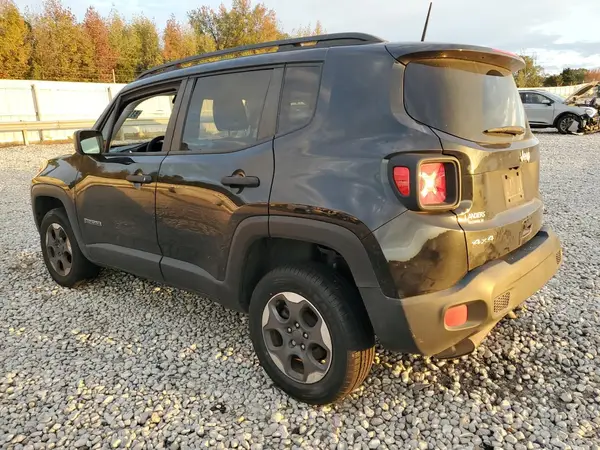 ZACCJBAB4JPH33556 2018 JEEP RENEGADE - Image 2