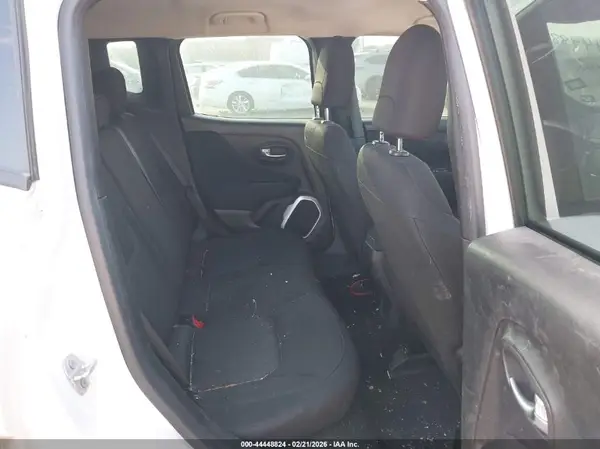 ZACCJBAB4JPH35758 2018 JEEP RENEGADE - Image 8