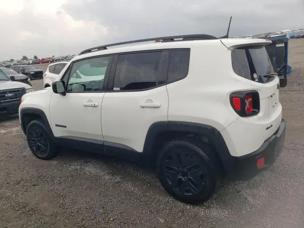 ZACCJBAB4JPH37798 2018 JEEP RENEGADE - Image 2