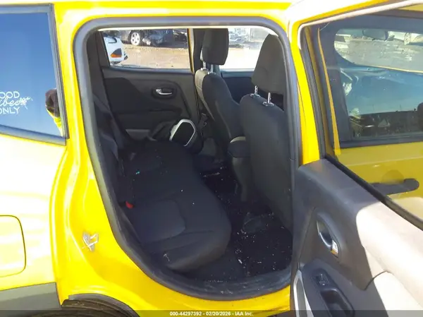 ZACCJBAB4JPH44685 2018 JEEP RENEGADE - Image 8