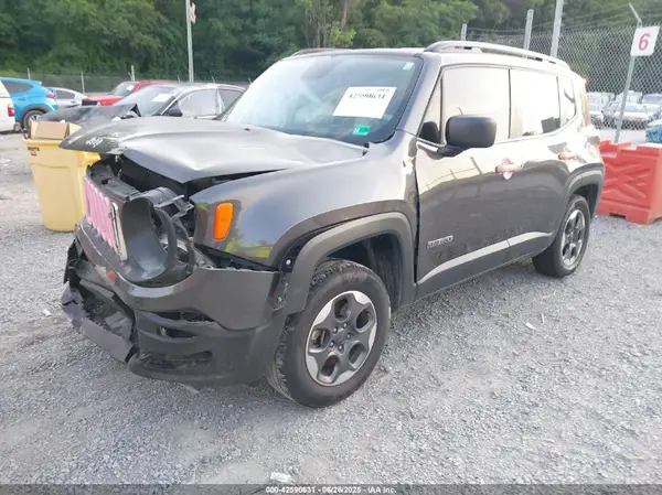 ZACCJBAB4JPH46467 2018 JEEP RENEGADE - Image 2