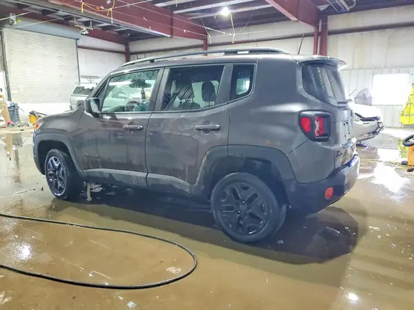 ZACCJBAB4JPH53922 2018 JEEP RENEGADE - Image 2