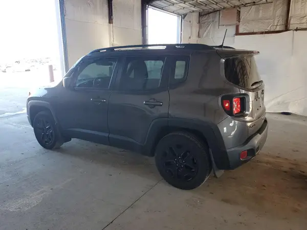 ZACCJBAB4JPH57193 2018 JEEP RENEGADE - Image 2