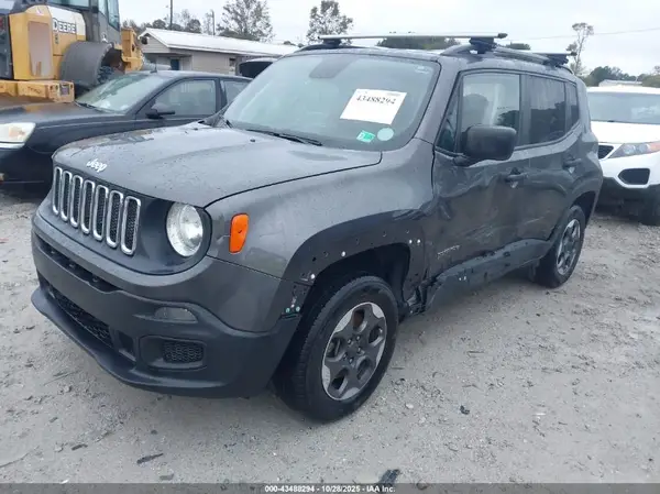ZACCJBAB4JPH74608 2018 JEEP RENEGADE - Image 2