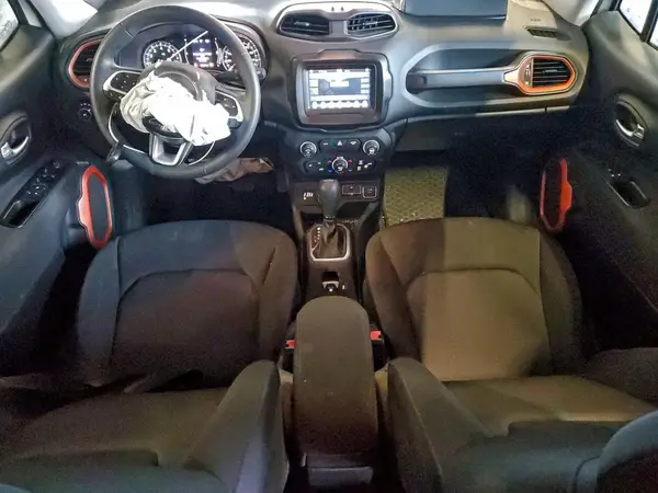 ZACCJBAB4JPH76407 2018 JEEP RENEGADE - Image 8