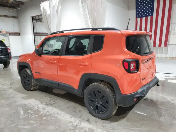 ZACCJBAB4JPH95264 2018 JEEP RENEGADE - Image 2