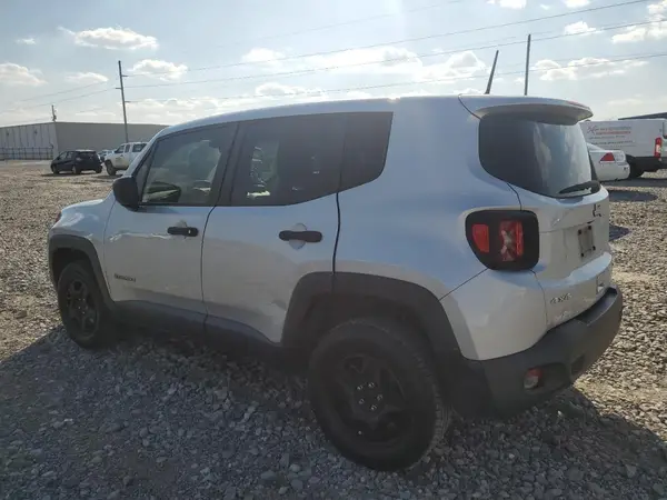 ZACCJBAB4JPJ28496 2018 JEEP RENEGADE - Image 2