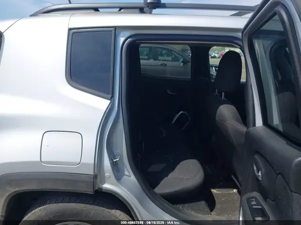 ZACCJBAB4JPJ48845 2018 JEEP RENEGADE - Image 8
