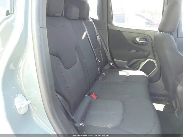 ZACCJBAB5HPE74196 2017 JEEP RENEGADE - Image 8
