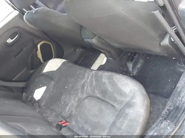 ZACCJBAB5HPE87191 2017 JEEP RENEGADE - Image 8