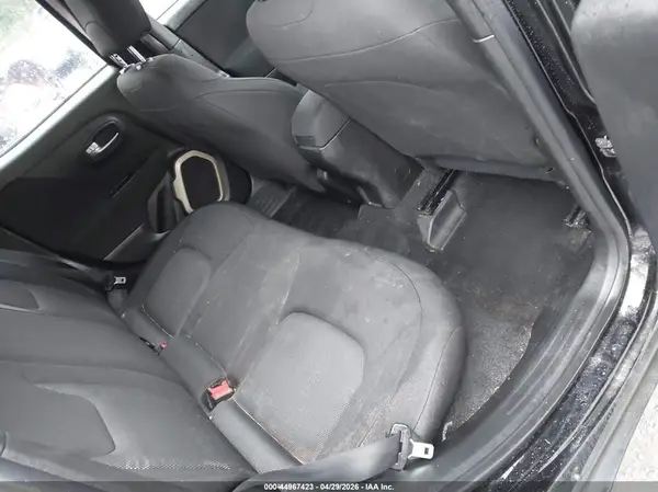 ZACCJBAB5HPG01173 2017 JEEP RENEGADE - Image 8