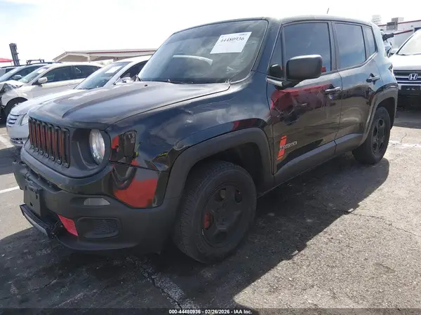 ZACCJBAB5HPG07992 2017 JEEP RENEGADE - Image 2