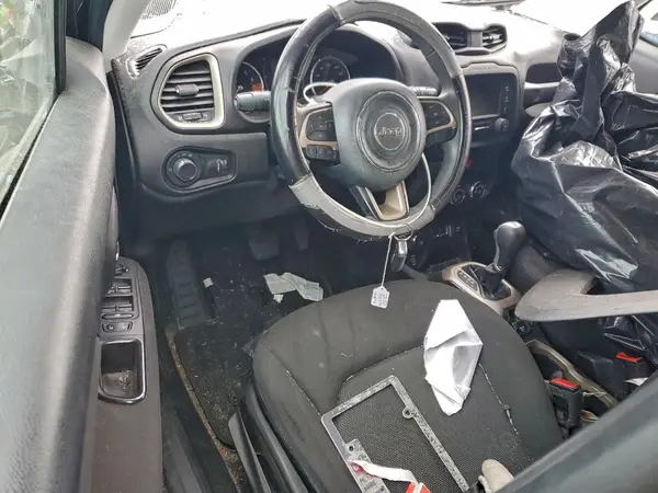 ZACCJBAB5HPG15980 2017 JEEP RENEGADE - Image 8