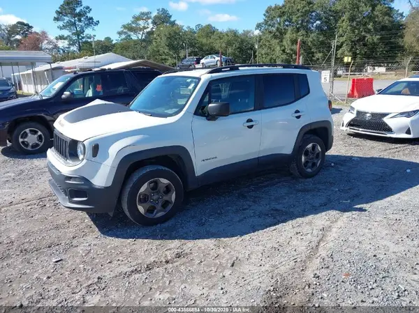 ZACCJBAB5HPG19219 2017 JEEP RENEGADE - Image 2