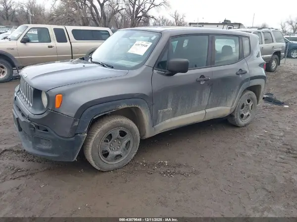 ZACCJBAB5HPG29846 2017 JEEP RENEGADE - Image 2