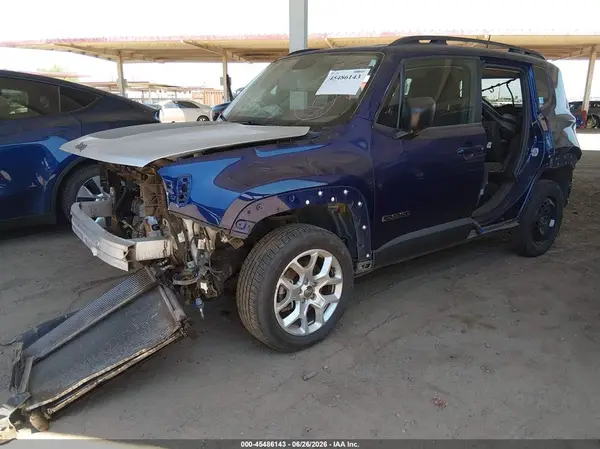 ZACCJBAB5HPG38479 2017 JEEP RENEGADE - Image 2