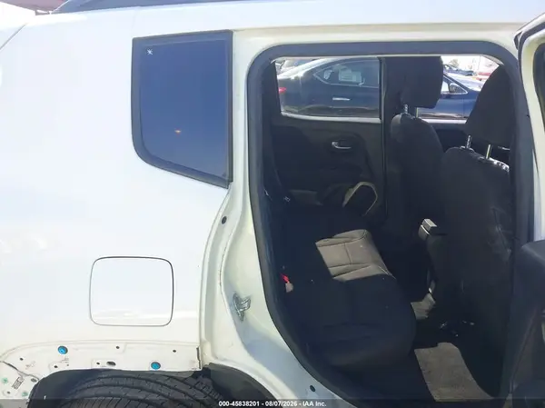 ZACCJBAB5HPG43178 2017 JEEP RENEGADE - Image 8