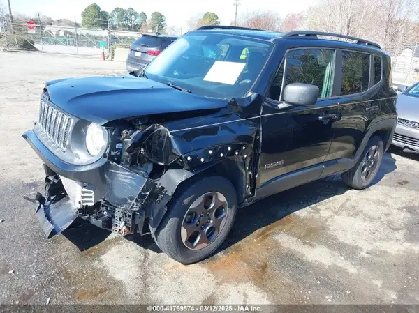 ZACCJBAB5HPG60191 2017 JEEP RENEGADE - Image 2