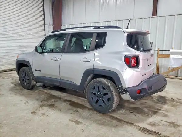 ZACCJBAB5JPH26552 2018 JEEP RENEGADE - Image 2