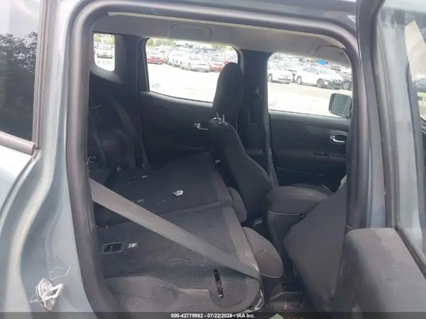 ZACCJBAB5JPH36126 2018 JEEP RENEGADE - Image 8
