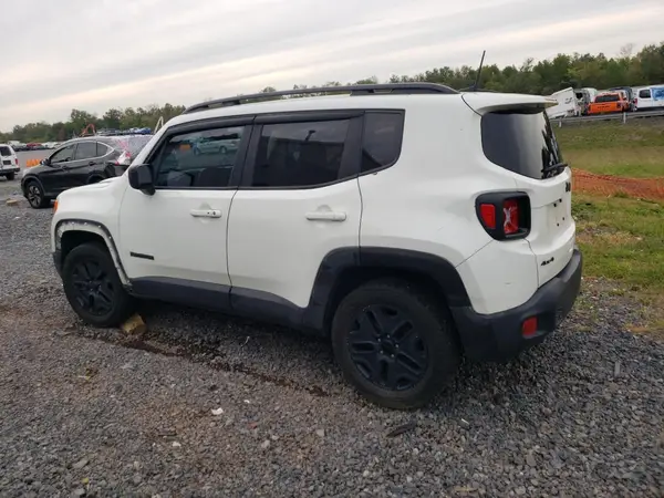 ZACCJBAB5JPH53671 2018 JEEP RENEGADE - Image 2