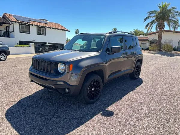 ZACCJBAB5JPH72317 2018 JEEP RENEGADE - Image 2