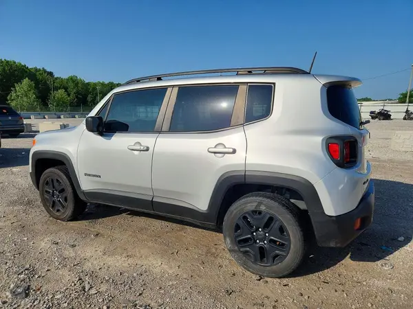 ZACCJBAB5JPH72978 2018 JEEP RENEGADE - Image 2