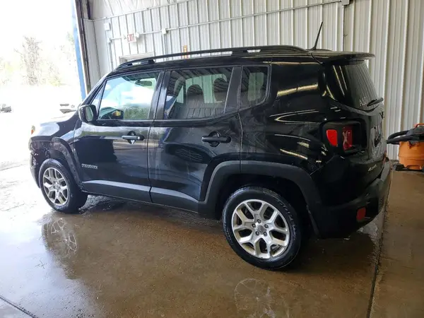 ZACCJBAB5JPJ31827 2018 JEEP RENEGADE - Image 2