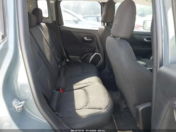 ZACCJBAB6HPE53261 2017 JEEP RENEGADE - Image 8