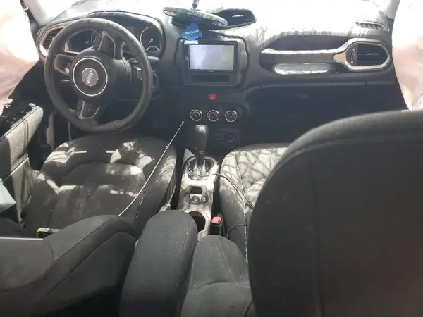ZACCJBAB6HPF26841 2017 JEEP RENEGADE - Image 8