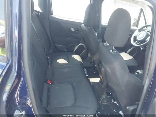 ZACCJBAB6HPF61783 2017 JEEP RENEGADE - Image 8