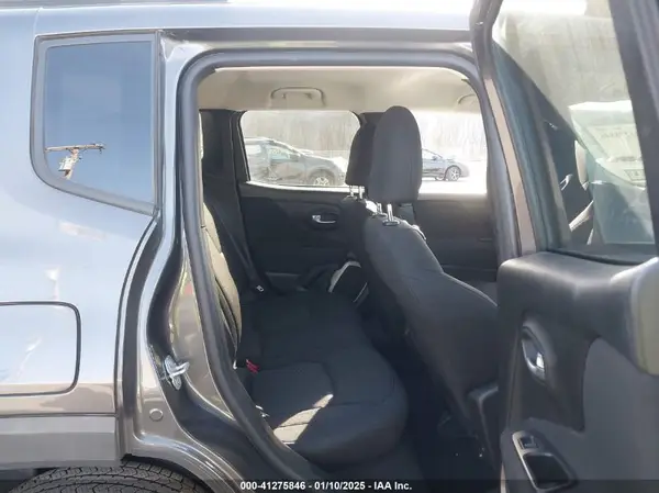 ZACCJBAB6HPF90345 2017 JEEP RENEGADE - Image 8