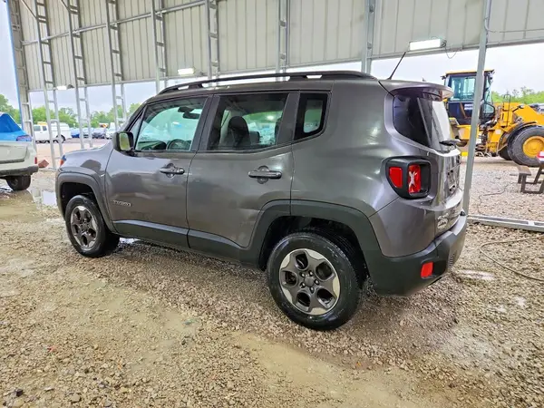 ZACCJBAB6HPG09170 2017 JEEP RENEGADE - Image 2