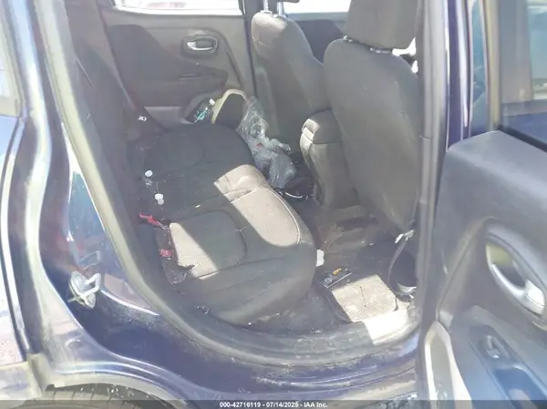 ZACCJBAB6HPG21044 2017 JEEP RENEGADE - Image 8