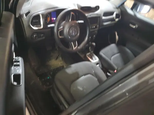 ZACCJBAB6JPG92248 2018 JEEP RENEGADE - Image 8