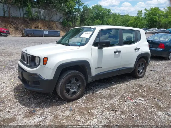 ZACCJBAB6JPH00347 2018 JEEP RENEGADE - Image 2