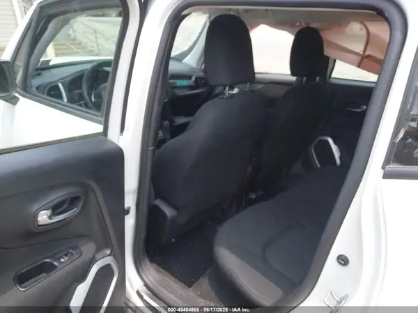 ZACCJBAB6JPH00347 2018 JEEP RENEGADE - Image 8