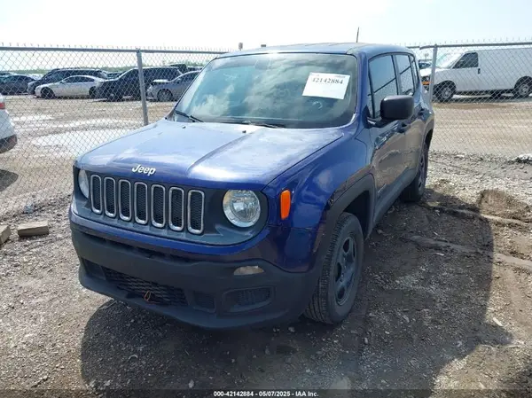ZACCJBAB6JPH00767 2018 JEEP RENEGADE - Image 2