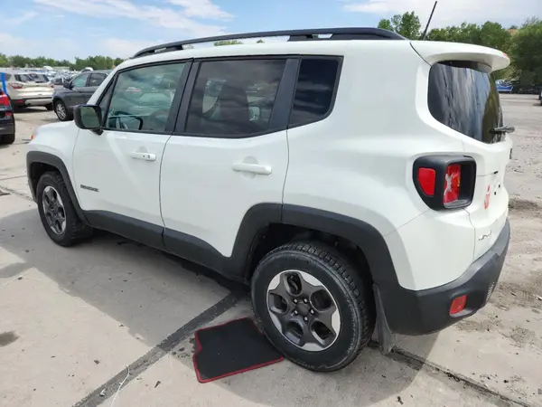 ZACCJBAB6JPH07797 2018 JEEP RENEGADE - Image 2