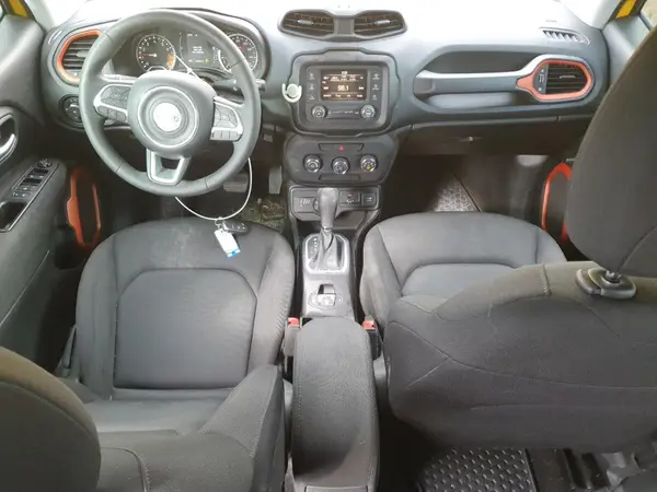 ZACCJBAB6JPH25846 2018 JEEP RENEGADE - Image 8
