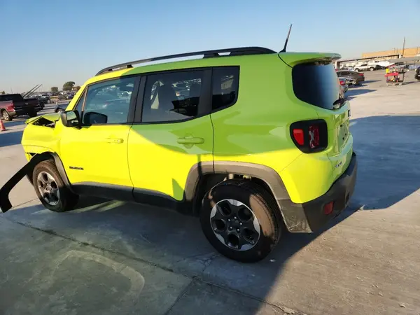 ZACCJBAB6JPH35325 2018 JEEP RENEGADE - Image 2