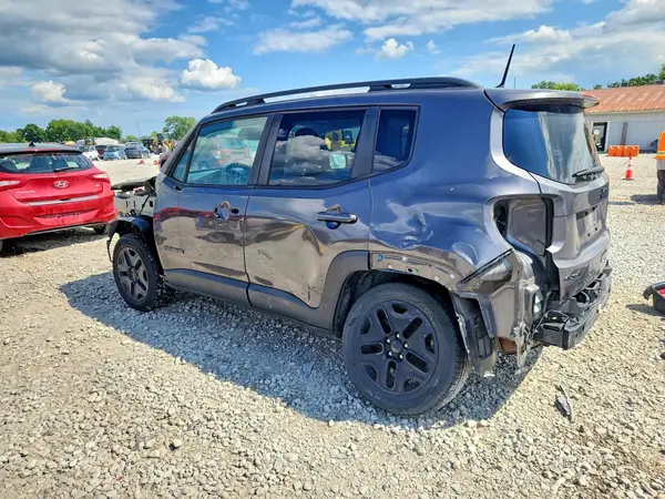 ZACCJBAB6JPH44901 2018 JEEP RENEGADE - Image 2