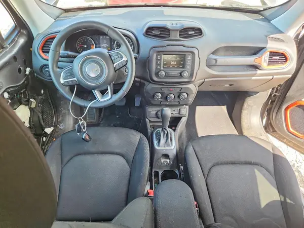 ZACCJBAB6JPH44901 2018 JEEP RENEGADE - Image 8